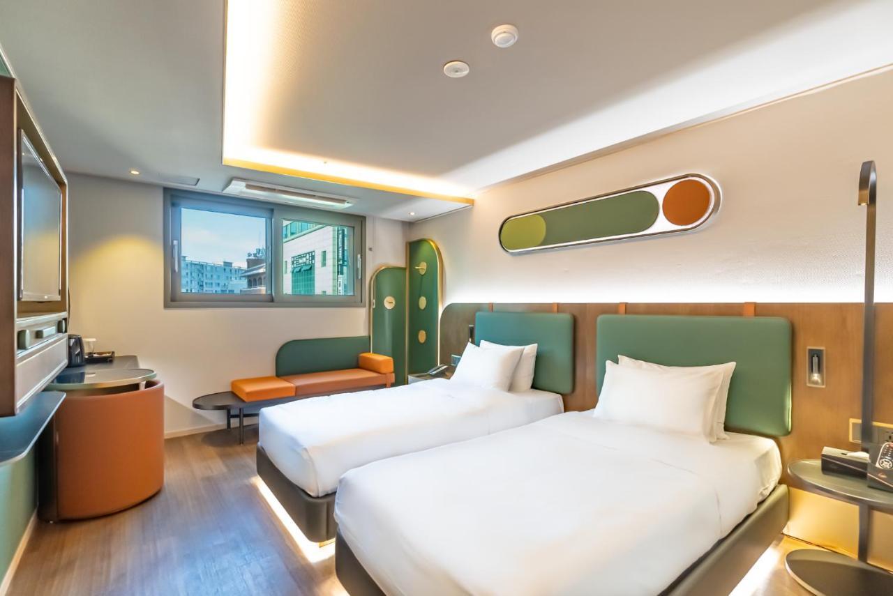 L&L Central Hotel Чеджудо Экстерьер фото