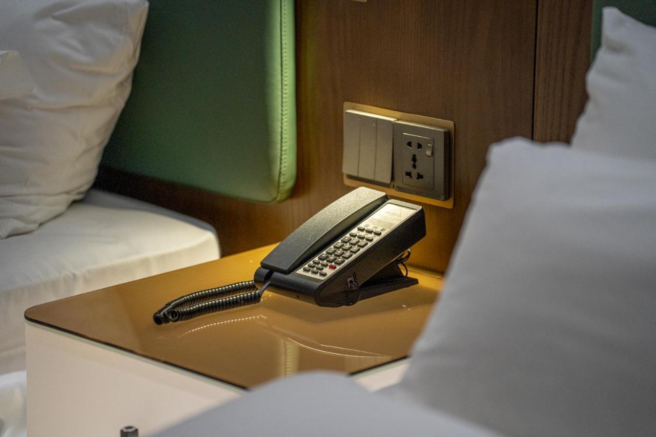 L&L Central Hotel Чеджудо Экстерьер фото