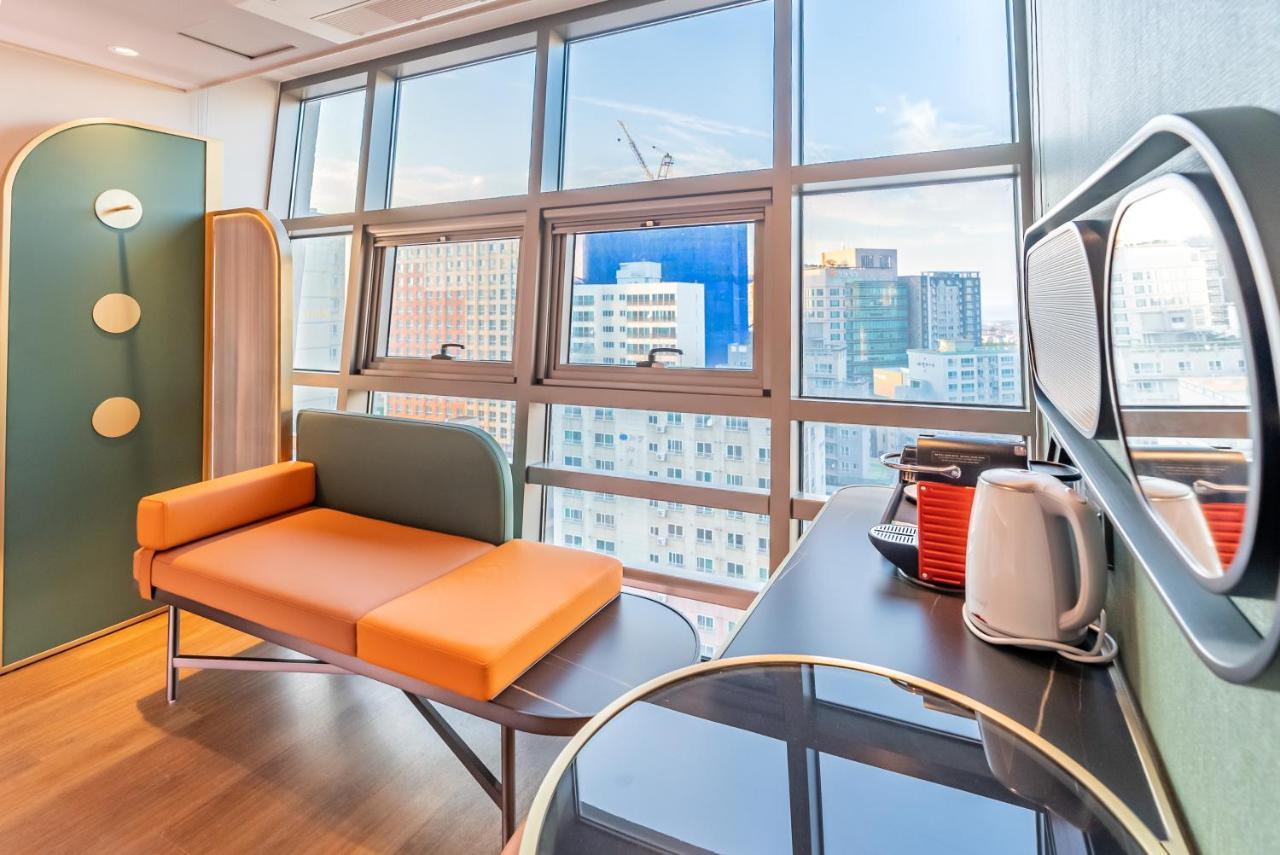 L&L Central Hotel Чеджудо Экстерьер фото